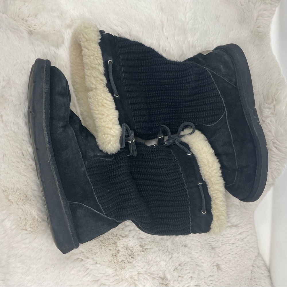 UGG Australia 5124 Suburb Black Suede Sweater Boots - Picture 3 of 12